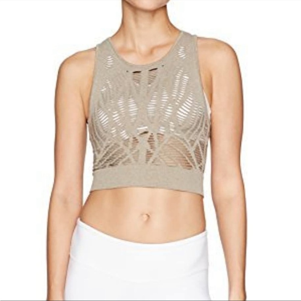 ALO YOGA Vixen fitted crop tank in CORAL. Size Small